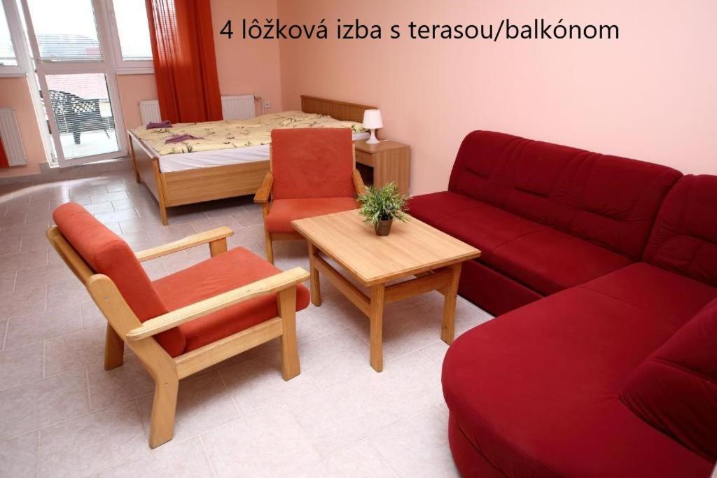 Europa Penzion Štúrovo Zewnętrze zdjęcie