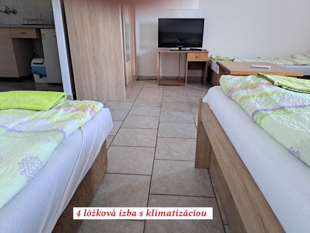Europa Penzion Štúrovo Zewnętrze zdjęcie
